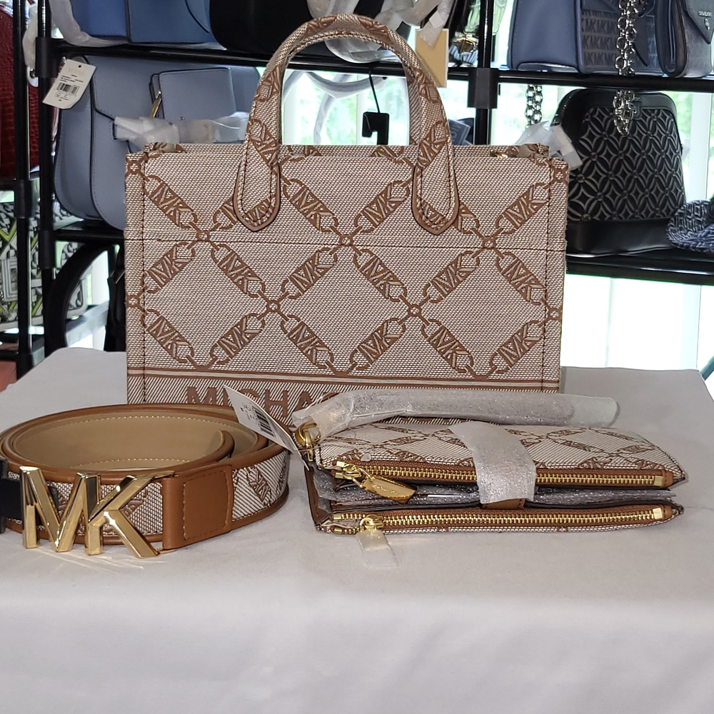 Michael Kors Brown Logo Tote Bag/Wallet/Belt Set   Natural/Luggage - Picture 7 of 10